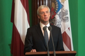 Президент доверил формирование правительства Кариньшу