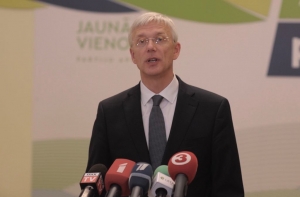 Кариньш: не собираюсь быть «техническим премьером»