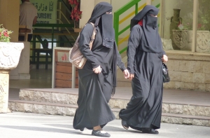 В Саудовской Аравии женщинам разрешили работать гидами