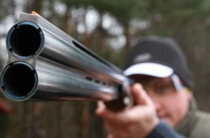 «Малолетние убийцы?!» Twitter шокирован разрешением подросткам охотиться