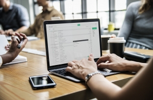 В суды нескольких городов Германии пришли письма с угрозой взрыва