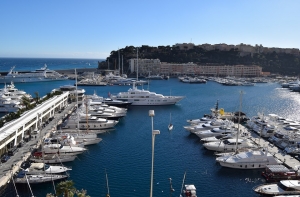 Число миллиардеров в мире за десять лет почти удвоилось