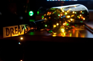 Опрос: готовы ли латвийцы отказаться от салютов?