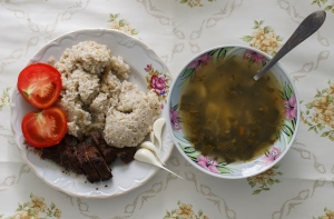 Эксперт: дума вправе ввести бесплатные обеды в школе для отличников