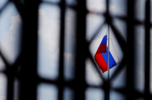 Пираты  атаковали судно с 23 россиянами и одним украинцем