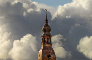 Понедельник в Латвии будет солнечным