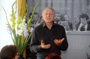 Иванс: хватит повторять, что все плохо - Латвия  многого добилась за эти годы!