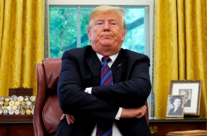 Фастфудом злоупотребляете?: медики указали Трампу на наличие лишнего веса