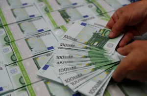 Минфин пересмотрел госрасходы и «нашел» 51 млн евро