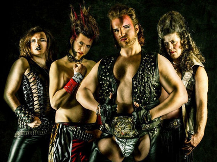 Когда рок-музыканты пытались создать брутальный образ, но что-то шло не так