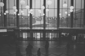 Пятеро подростков устроили массовую драку у Рижского вокзала