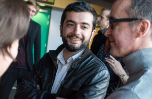 Режиссер: нам не хватает камней в окнах Сейма