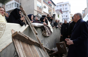 Обрушение дома в Стамбуле: число жертв возросло до 18 человек