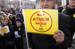 Протесты не помогли: Елгавская дума решила закрыть 2-ю основную школу