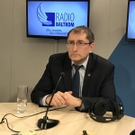 Министр: увы, ям на дорогах Латвии станет только больше