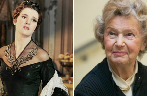 Актрисе Юлии Борисовой уже 94 года, но она продолжает играть на сцене