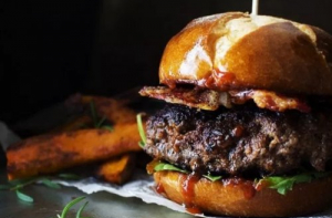 Вкусняшки, способные вызвать обильное слюноотделение даже у вегетарианцев (26 фото)