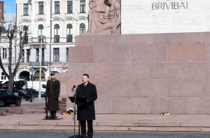 Профессор: речь Вейониса об участии латышей в депортациях делает ему честь