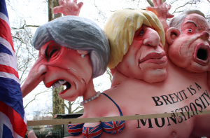 «Уйти или остаться»: в Европарламенте не исключили перенос сроков Brexit