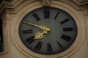 Латвия перейдет на летнее время