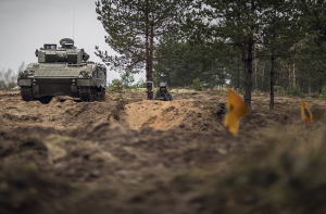 Представители российской армии проинспектируют Адажскую военную базу