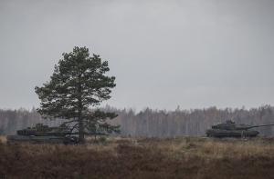 «Бесстрашный страж»: латвийские инструкторы учат украинцев воевать