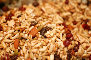 Жителям Латвии порекомендовали делать запасы на случай кризиса