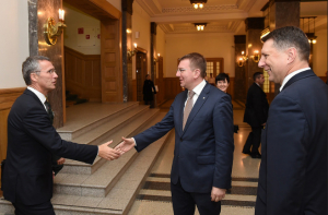 Независимость Латвии вместе с НАТО: в Риге отметят 15-летие членства в альянсе