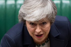 Что хотим - не знаем, что знаем - не хотим: Британия запретила Мэй жесткий «брексит»