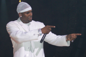 R. Kelly дал первое интервью после обвинений в сексуальном насилии