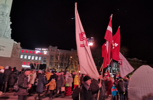 Суд не нашел состава преступления в деле о свастике у памятника Свободы