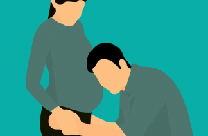 Начат сбор подписей за полностью оплачиваемый декретный отпуск