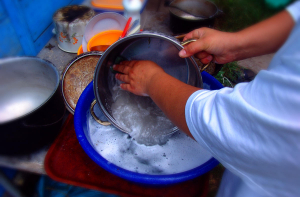 «Здрасьте, дайте денег и носите меня на руках!» Бизнесмены жалуются на работников