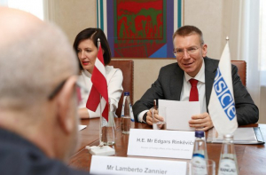 Ринкевич ознакомил комиссара ОБСЕ с положением нацменьшинств в Латвии