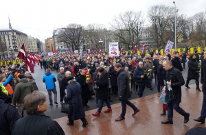 Нацблок раскритиковал евродепутата за слова о нацистах и 16 марта