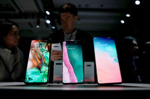 Журналисты сообщили о поломках смартфона Samsung Galaxy Fold