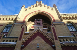 В 1-й Рижской больнице прошли обыски: есть задержанные