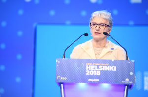 «Лукашенко зависим от Кремля!»: Калниете возмущена высылкой историка из Белоруссии