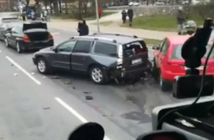 На улице Маскавас произошло ДТП с пятью машинами