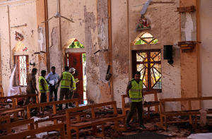 Число погибших в терактах на Шри-Ланке приблизилось к 300