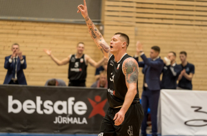 АНОНС: на радио Baltkom – баскетболист и боксер Каспар Камбала