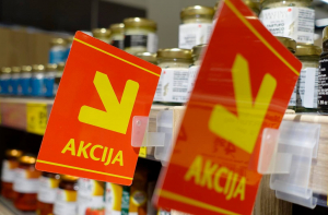 Жизнь в Латвии становится дороже: в марте почти на все повысились цены