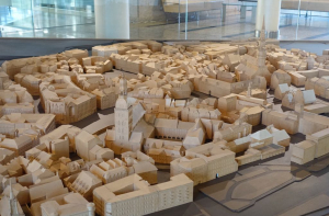 Политолог: отстранение Ушакова перед выборами - на пользу всем