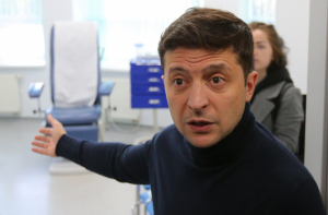 Штаб рекомендовал Зеленскому усилить свою охрану из-за ролика с фурой