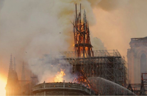 Французский бизнесмен дает 100 млн евро на восстановление собора Нотр-Дам