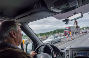 До осени ограничат движение на Островном мосту