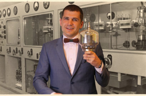 Глава Госцентра радио и телевидения покинул пост