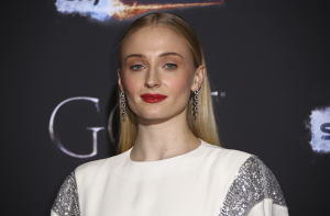 Звезда «Игры престолов» призналась в мыслях о самоубийстве