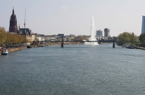 В Франкфурте взорвалась бомба времен Второй мировой войны