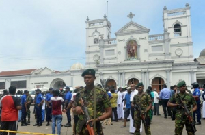 Трагедия в Шри-Ланке: уже 156 убитых, новые взрывы